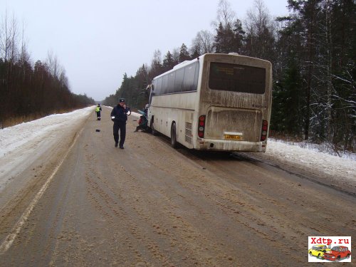 ДТП с автобусом в Осташковском районе Тверской области