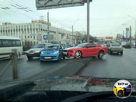   -  , Ford Mustang  ))